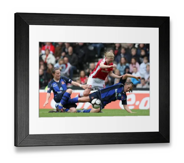 Framed Print : Kim Little (Arsenal) Stephanie Bannon and Lucy Bronze (Sunderland) Framed Print : Kim Little (Arsenal) Stephanie Bannon and Lucy Bronze (Sunderland)
