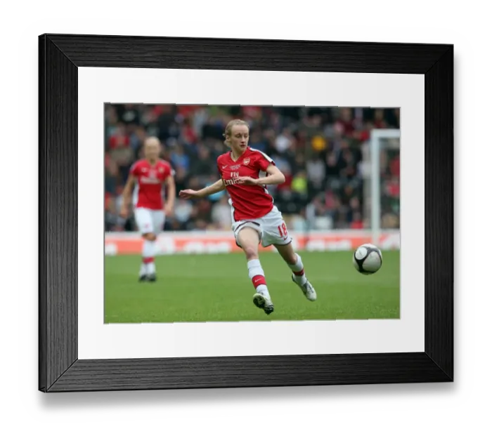 Framed Print : Arsenal's Natalie Ross Celebrates FA Cup Victory Over Sunderland WFC