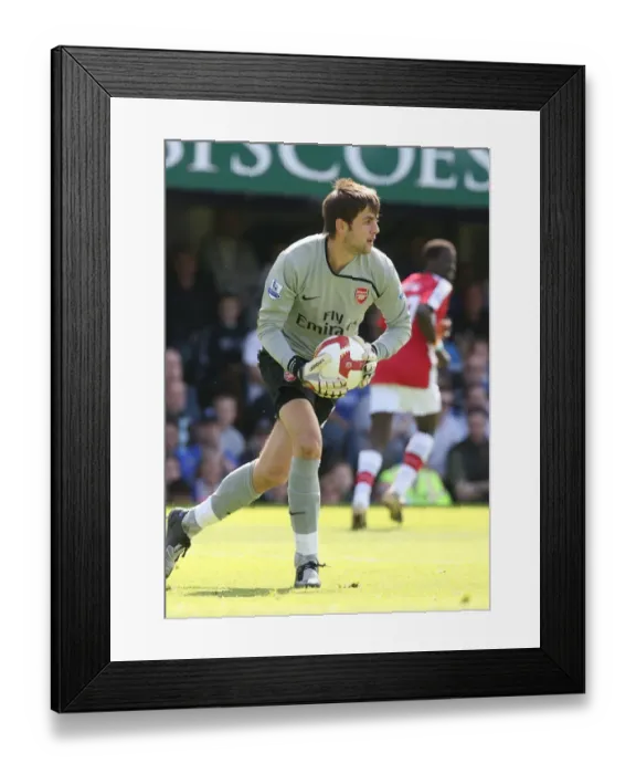 Framed Print : Fabianski's Dominance: Arsenal's 4-0 Victory over Portsmouth, 2009