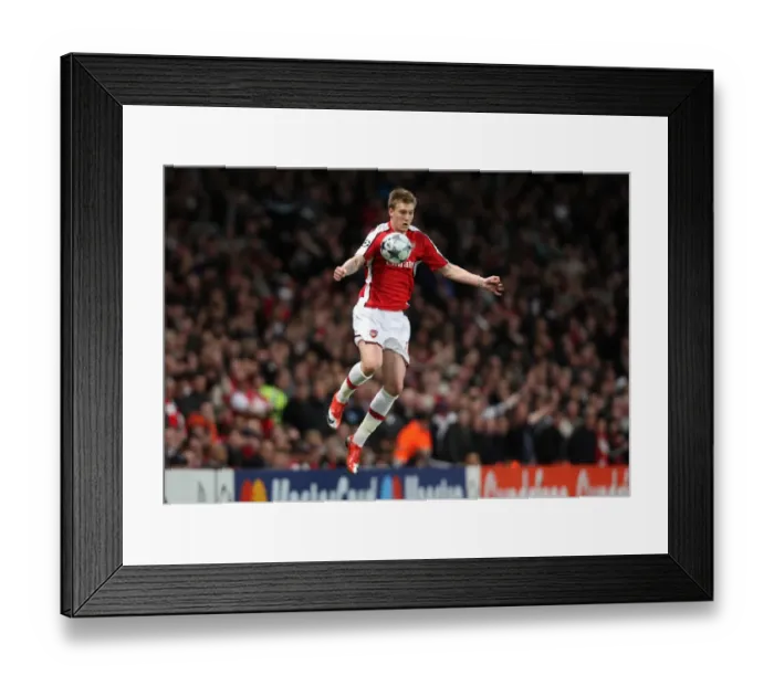Framed Print : Nicklas Bendtner's Heartbreaking Semi-Final Performance: Arsenal vs Manchester United, UEFA Champions League, 2009