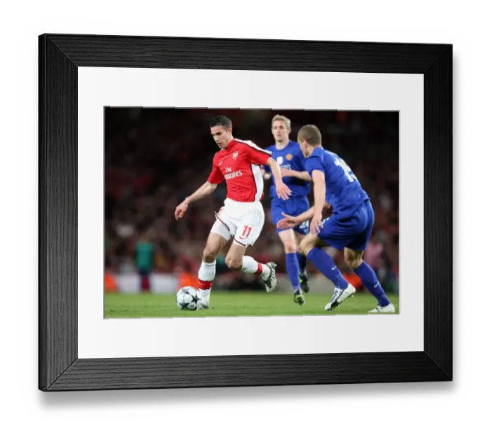 Framed Print : Robin van Persie (Arsenal) Nemanja Vidic (Man Utd)