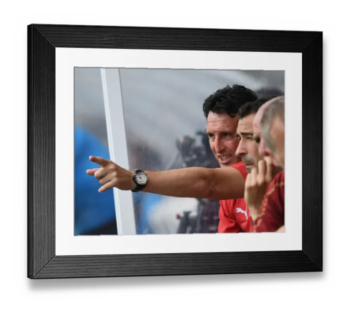 Framed Print : Unai Emery Leads Arsenal in 2018-19 Pre-Season: Borehamwood Friendly