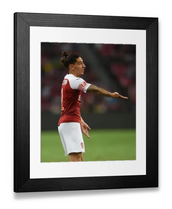 Framed Print : Hector Bellerin in Action: Arsenal vs Atletico Madrid, International Champions Cup 2018 Framed Print : Hector Bellerin in Action: Arsenal vs Atletico Madrid, International Champions Cup 2018