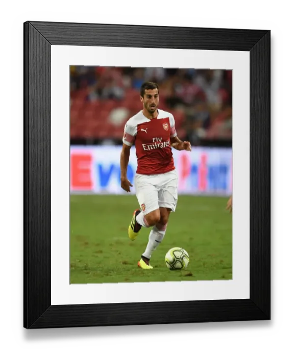 Framed Print : Arsenal's Henrikh Mkhitaryan in Action against Atletico Madrid, International Champions Cup 2018