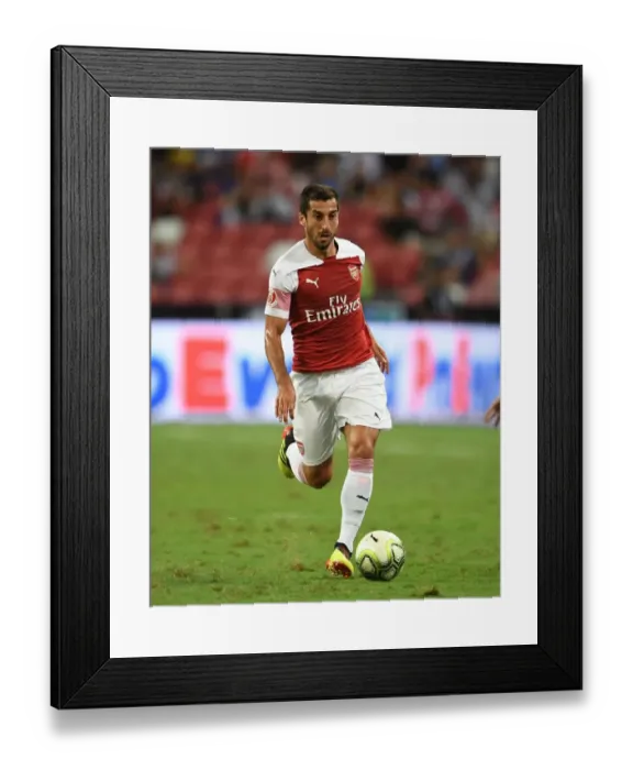 Framed Print : Arsenal's Mkhitaryan in Action: Arsenal vs Atletico Madrid, International Champions Cup 2018
