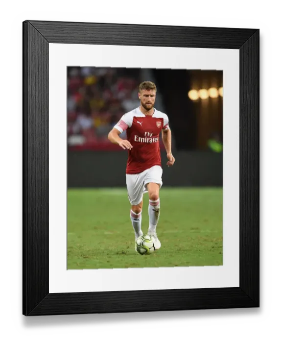 Framed Print : Shkodran Mustafi in Action: Arsenal vs Atletico Madrid, International Champions Cup 2018
