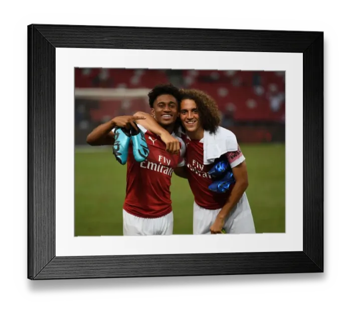 Framed Print : Arsenal's Reiss Nelson and Matteo Guendouzi Share a Moment after Arsenal v Atletico Madrid, International Champions Cup 2018 Framed Print : Arsenal's Reiss Nelson and Matteo Guendouzi Share a Moment after Arsenal v Atletico Madrid, International Champions Cup 2018
