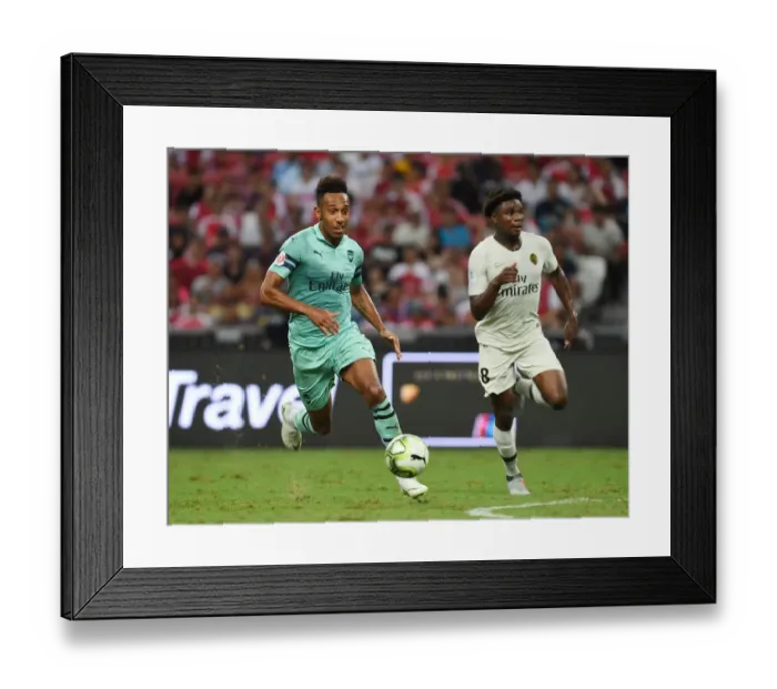 Framed Print : Aubameyang Outsmarts Mbe Soh: Thrilling Showdown Between Arsenal's Star Striker and PSG's Defender in International Champions Cup Clash