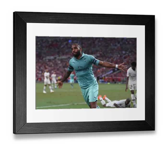 Framed Print : Arsenal vs. Paris Saint-Germain: International Champions Cup Clash in Singapore (2018)
