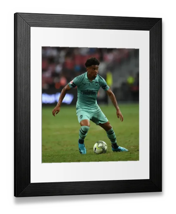 Framed Print : Reiss Nelson Shines in Arsenal's International Champions Cup Clash Against Paris Saint-Germain (2018, Singapore) Framed Print : Reiss Nelson Shines in Arsenal's International Champions Cup Clash Against Paris Saint-Germain (2018, Singapore)