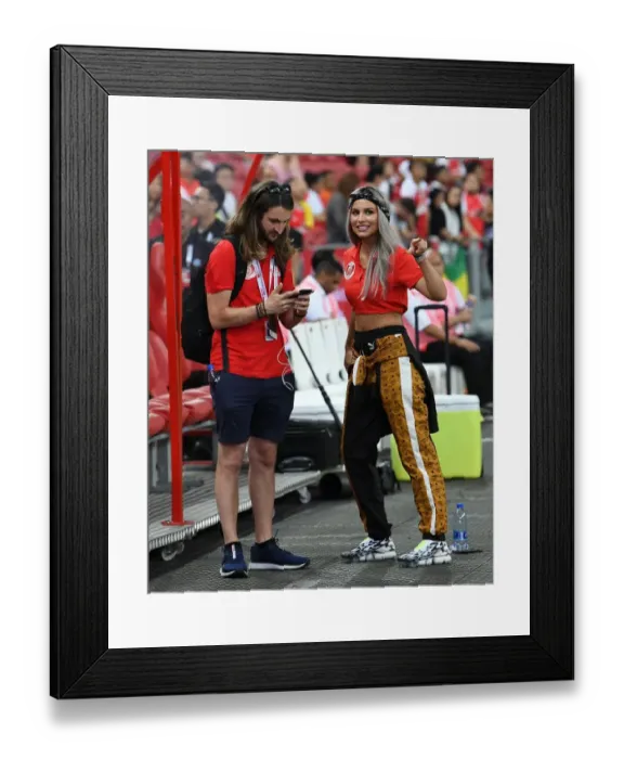Framed Print : Arsenal 5-1 Paris Saint-Germain: Pre-Season Triumph in Singapore