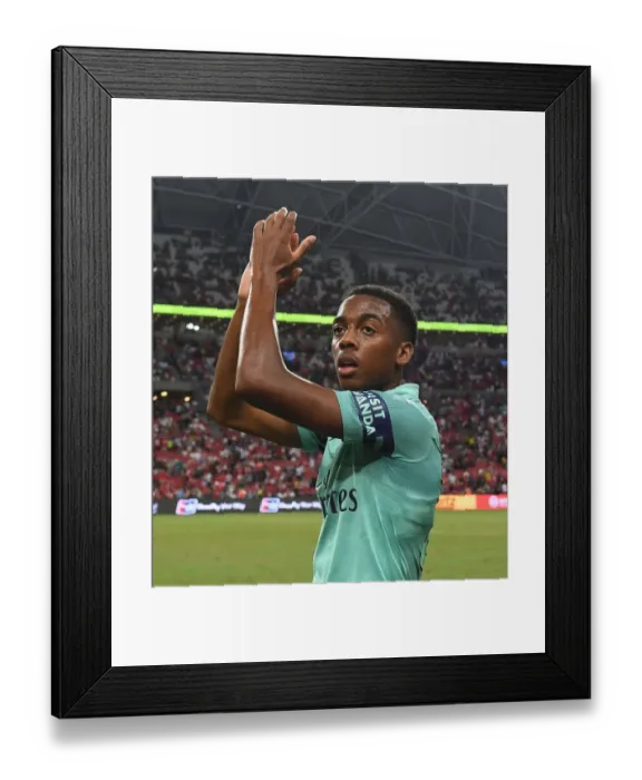 Framed Print : Joe Willock: Arsenal's Standout Player in the 2018 International Champions Cup Match Against Paris Saint-Germain Framed Print : Joe Willock: Arsenal's Standout Player in the 2018 International Champions Cup Match Against Paris Saint-Germain