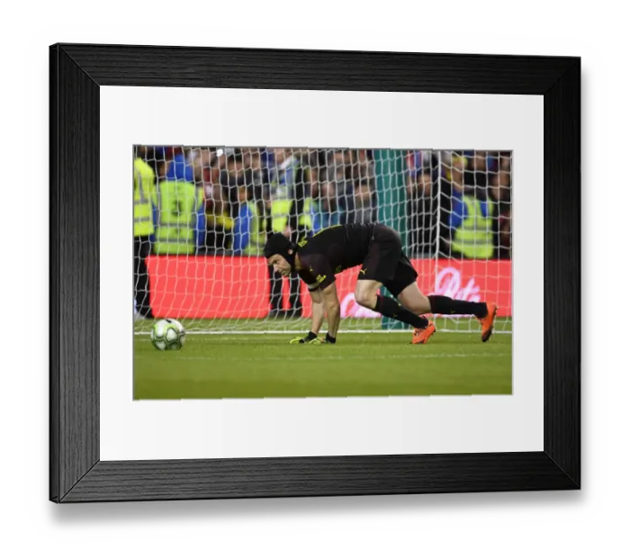 Framed Print : Arsenal's Petr Cech Saves Penalty in Thrilling Shootout Against Chelsea (Arsenal v Chelsea Pre-Season Friendly 2018-19) Framed Print : Arsenal's Petr Cech Saves Penalty in Thrilling Shootout Against Chelsea (Arsenal v Chelsea Pre-Season Friendly 2018-19)