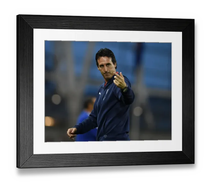 Framed Print : Unai Emery vs. Maurizio Sarri: Arsenal vs. Chelsea Clash in Dublin, 2018