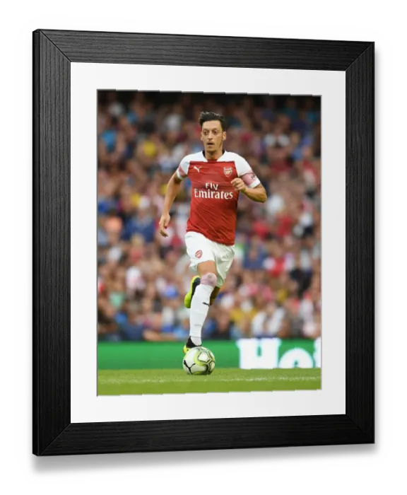 Framed Print : Mesut Ozil in Action: Arsenal vs. Chelsea, Dublin 2018 Framed Print : Mesut Ozil in Action: Arsenal vs. Chelsea, Dublin 2018
