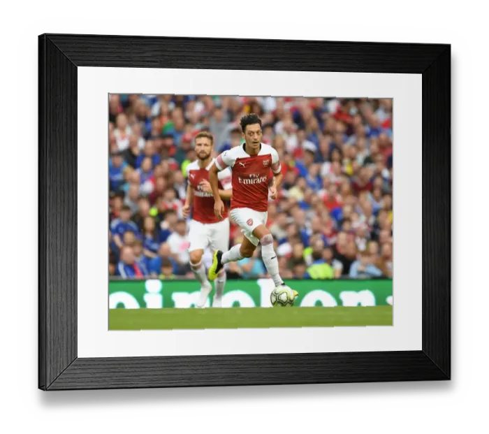 Framed Print : Mesut Ozil in Action: Arsenal vs. Chelsea, Dublin 2018 Framed Print : Mesut Ozil in Action: Arsenal vs. Chelsea, Dublin 2018