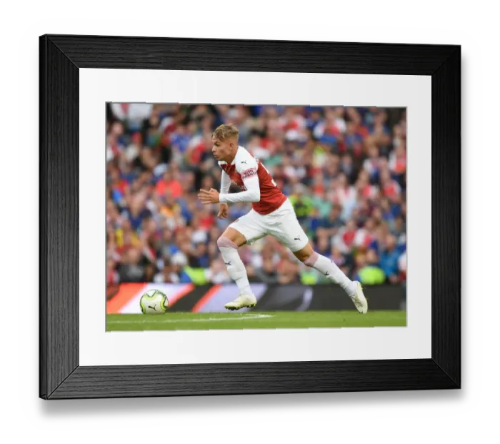 Framed Print : Emile Smith Rowe Shines in Arsenal's Pre-Season Clash Against Chelsea (2018-19)