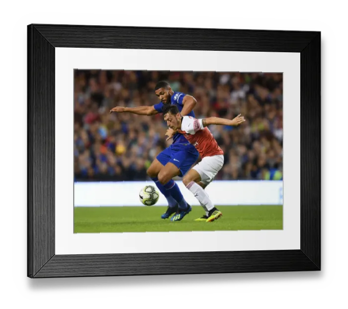 Framed Print : Clash of Midfield Maestros: Ozil vs. Loftus-Cheek in Arsenal vs. Chelsea Pre-Season Showdown (Dublin, 2018) Framed Print : Clash of Midfield Maestros: Ozil vs. Loftus-Cheek in Arsenal vs. Chelsea Pre-Season Showdown (Dublin, 2018)