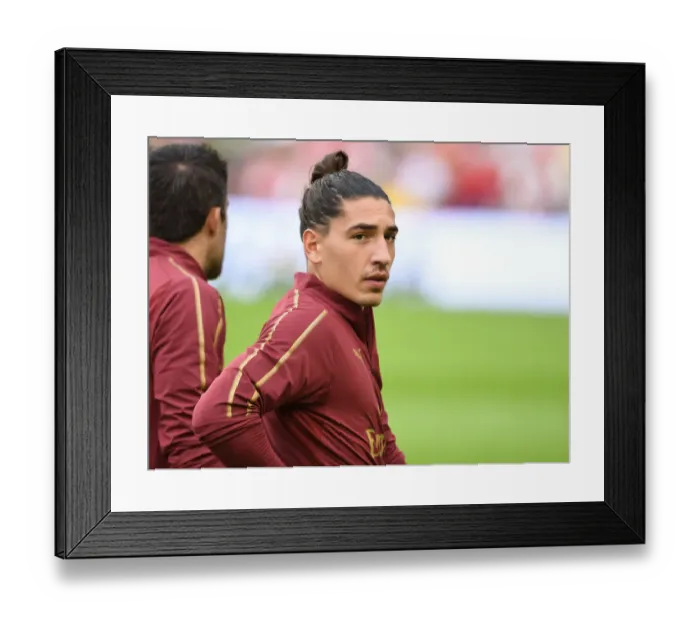 Framed Print : Arsenal's Battle-Ready Hector Bellerin: Gearing Up Against Chelsea in the 2018 International Champions Cup, Dublin Framed Print : Arsenal's Battle-Ready Hector Bellerin: Gearing Up Against Chelsea in the 2018 International Champions Cup, Dublin