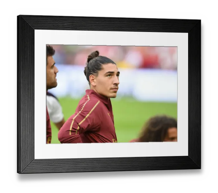 Framed Print : Hector Bellerin Gears Up: Arsenal vs. Chelsea, International Champions Cup 2018 Framed Print : Hector Bellerin Gears Up: Arsenal vs. Chelsea, International Champions Cup 2018