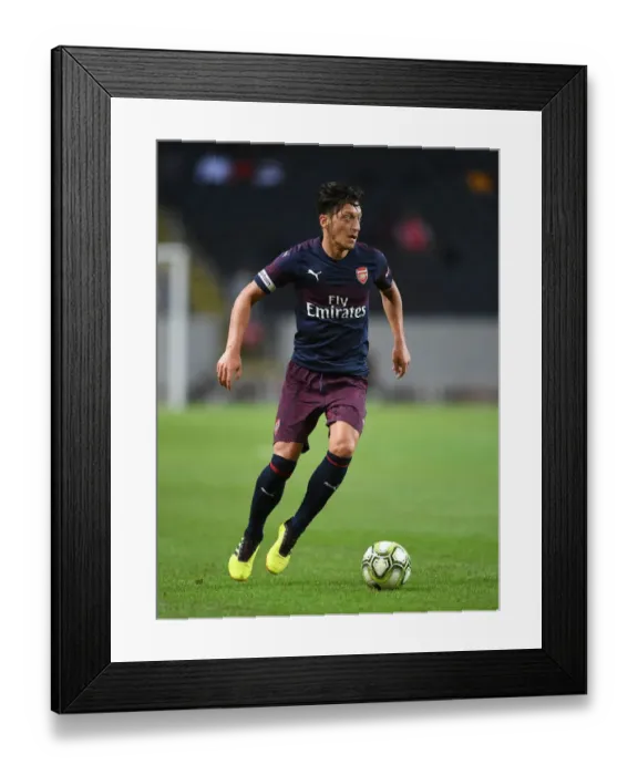 Framed Print : Mesut Ozil in Action: Arsenal vs. SS Lazio, Stockholm 2018 Framed Print : Mesut Ozil in Action: Arsenal vs. SS Lazio, Stockholm 2018