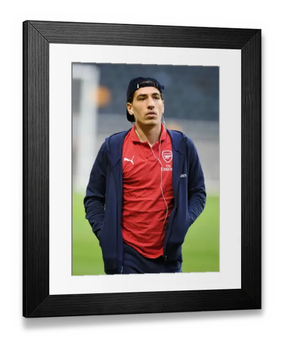 Framed Print : Hector Bellerin: Arsenal Football Star Poses Before Arsenal vs. SS Lazio Pre-Season Friendly (2018) Framed Print : Hector Bellerin: Arsenal Football Star Poses Before Arsenal vs. SS Lazio Pre-Season Friendly (2018)