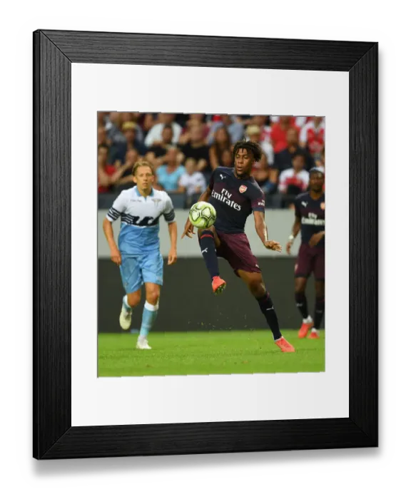 Framed Print : Arsenal's Alex Iwobi in Action against SS Lazio during Pre-Season Friendly in Stockholm