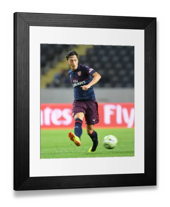Framed Print : Mesut Ozil in Action: Arsenal vs. SS Lazio, Stockholm 2018 Framed Print : Mesut Ozil in Action: Arsenal vs. SS Lazio, Stockholm 2018