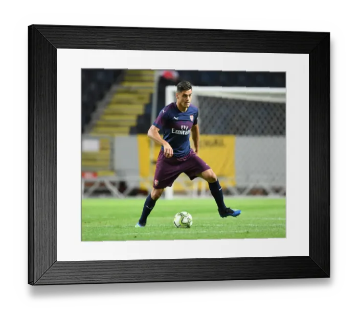 Framed Print : Arsenal's Konstantinos Mavropanos in Action against SS Lazio during Pre-Season Friendly in Stockholm, Sweden (2018) Framed Print : Arsenal's Konstantinos Mavropanos in Action against SS Lazio during Pre-Season Friendly in Stockholm, Sweden (2018)