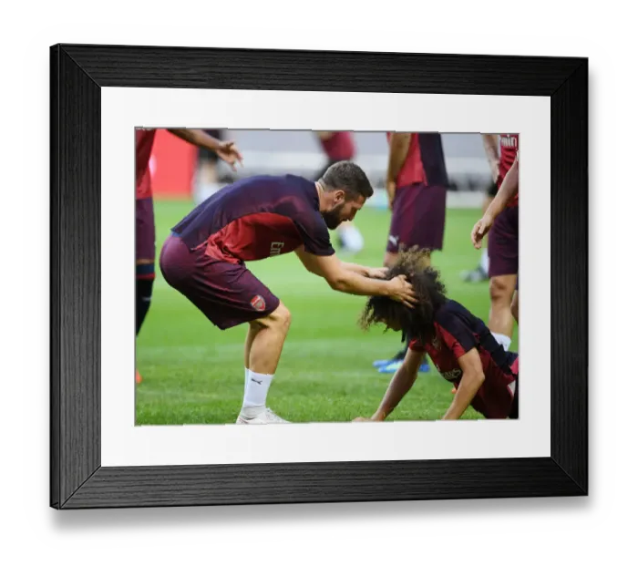 Framed Print : Arsenal's Mustafi and Guendouzi Pre-Season Training: Arsenal v SS Lazio, Stockholm 2018 Framed Print : Arsenal's Mustafi and Guendouzi Pre-Season Training: Arsenal v SS Lazio, Stockholm 2018