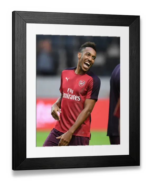 Framed Print : Arsenal's Pierre-Emerick Aubameyang Prepares for Action against SS Lazio in Stockholm (2018) Framed Print : Arsenal's Pierre-Emerick Aubameyang Prepares for Action against SS Lazio in Stockholm (2018)