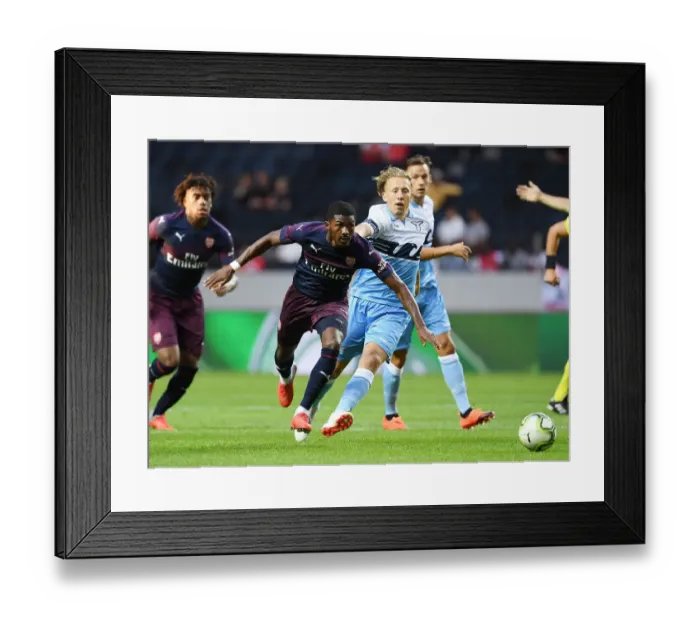 Framed Print : Arsenal vs. Lazio: Ainsley Maitland-Niles vs. Lucas Leiva in Intense Pre-Season Clash Framed Print : Arsenal vs. Lazio: Ainsley Maitland-Niles vs. Lucas Leiva in Intense Pre-Season Clash