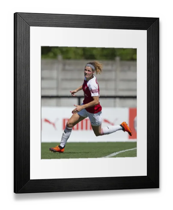 Framed Print : Arsenal Women vs Juventus: Pre-Season Friendly (August 5, 2018) Framed Print : Arsenal Women vs Juventus: Pre-Season Friendly (August 5, 2018)