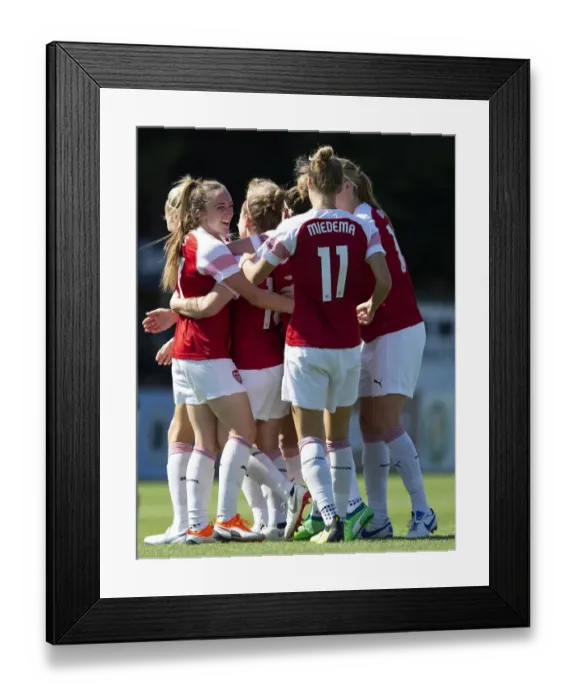 Framed Print : Arsenal Women vs Juventus: Pre-Season Friendly (May 8, 2018) Framed Print : Arsenal Women vs Juventus: Pre-Season Friendly (May 8, 2018)