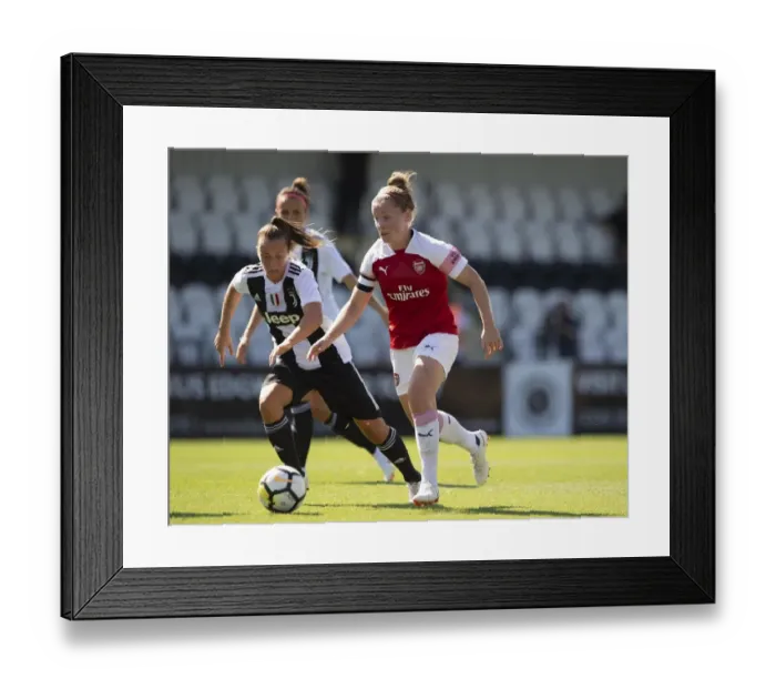 Framed Print : Arsenal Women vs Juventus: Pre-Season Friendly (May 8, 2018)