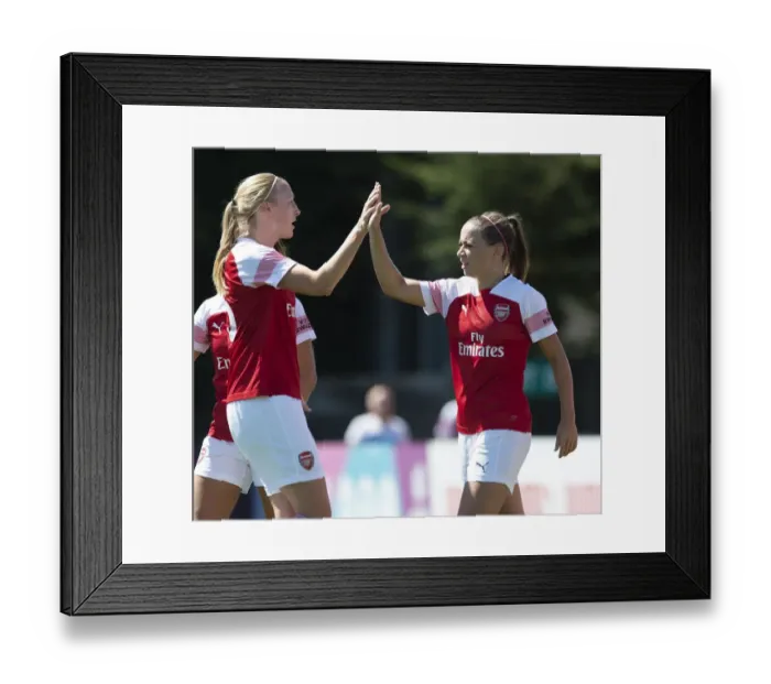Framed Print : Arsenal Women vs Juventus: Pre-Season Friendly (August 5, 2018) Framed Print : Arsenal Women vs Juventus: Pre-Season Friendly (August 5, 2018)
