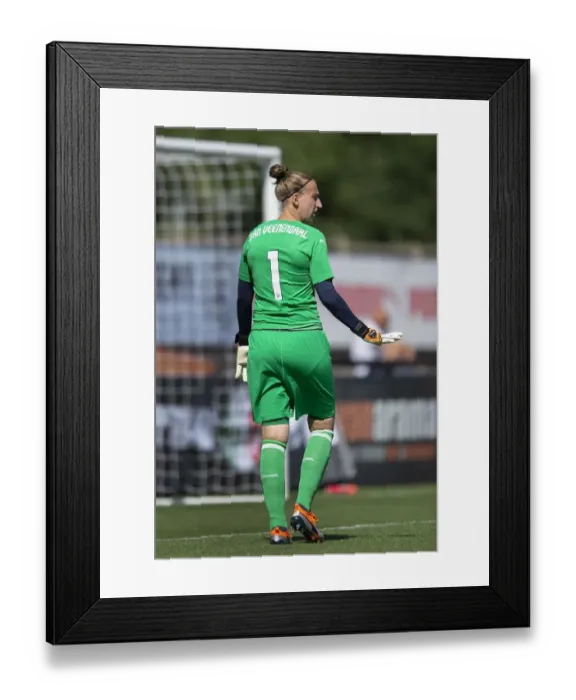 Framed Print : Arsenal Women vs Juventus: Pre-Season Friendly (August 5, 2018) Framed Print : Arsenal Women vs Juventus: Pre-Season Friendly (August 5, 2018)