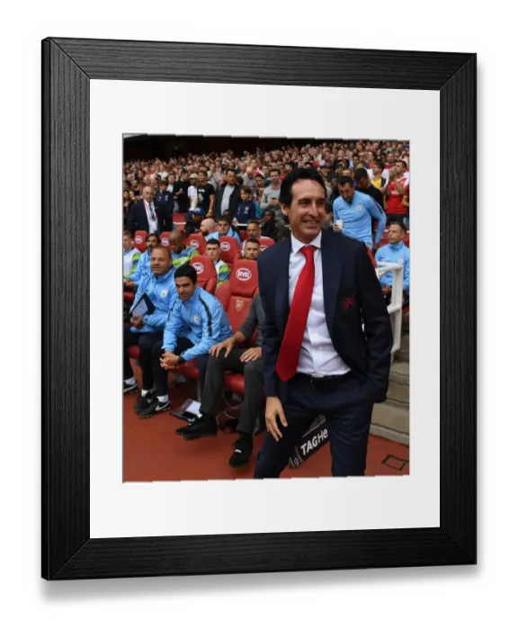 Framed Print : Unai Emery (Arsenal Head Coach). Arsenal 0: 2 Manchester City