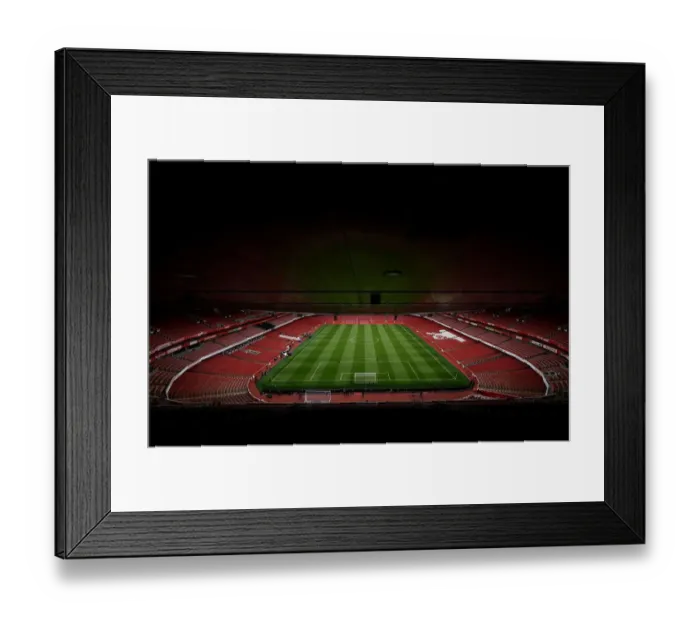 Framed Print : Arsenal at Emirates Stadium: Pre-Match Scene vs Manchester City (2018-19) Framed Print : Arsenal at Emirates Stadium: Pre-Match Scene vs Manchester City (2018-19)
