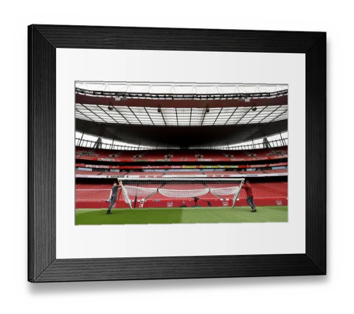 Framed Print : Arsenal's Prepared Goals: Ready for Battle against Manchester City (2018-19) Framed Print : Arsenal's Prepared Goals: Ready for Battle against Manchester City (2018-19)