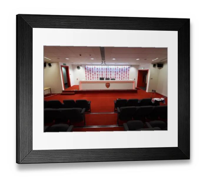 Framed Print : Arsenal vs Manchester City: Post-Match Press Conference, Emirates Stadium (12 / 8 / 18) Framed Print : Arsenal vs Manchester City: Post-Match Press Conference, Emirates Stadium (12 / 8 / 18)