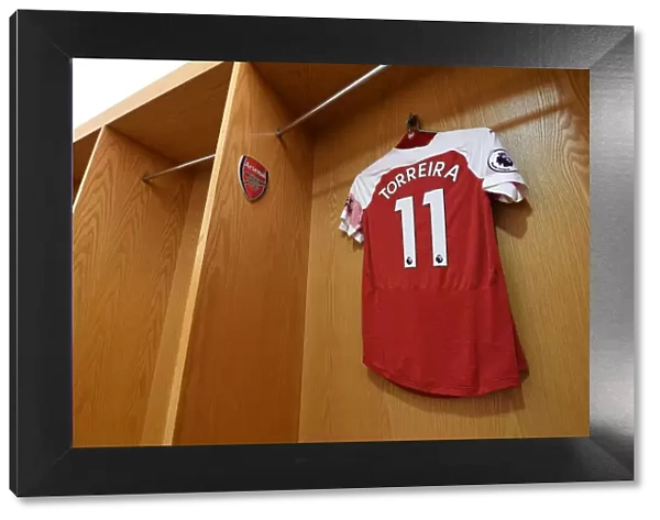 Lucas Torreira's Arsenal Jersey in Arsenal Changing Room Before Arsenal vs Manchester City (2018-19)