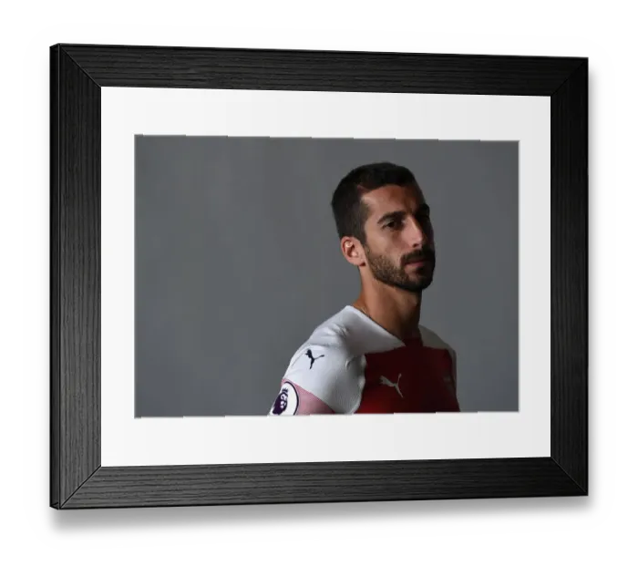 Framed Print : Arsenal First Team: 2018 / 19 Photo Call - Henrikh Mkhitaryan Framed Print : Arsenal First Team: 2018 / 19 Photo Call - Henrikh Mkhitaryan