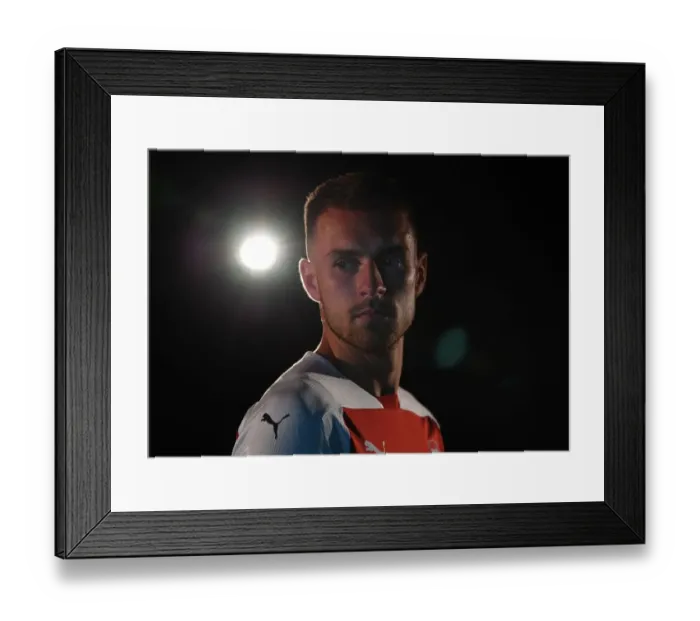Framed Print : Arsenal First Team 2018 / 19: Aaron Ramsey at Photo Call