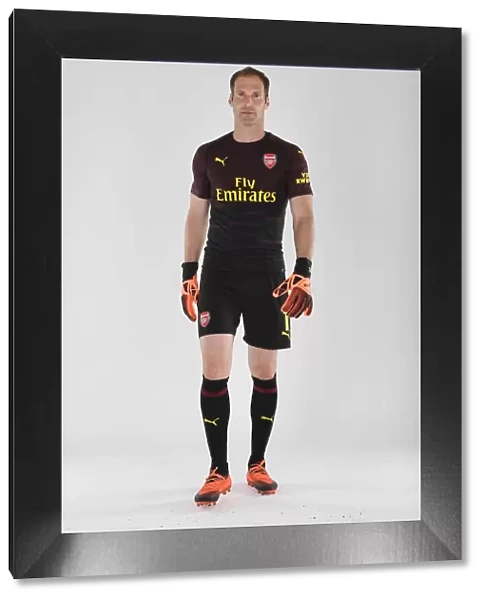Arsenal FC: 2018 / 19 First Team - Petr Cech at Training