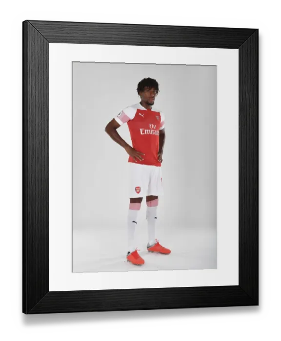 Framed Print : Arsenal's 2018 / 19 First Team: Alex Iwobi at Photo Call Framed Print : Arsenal's 2018 / 19 First Team: Alex Iwobi at Photo Call