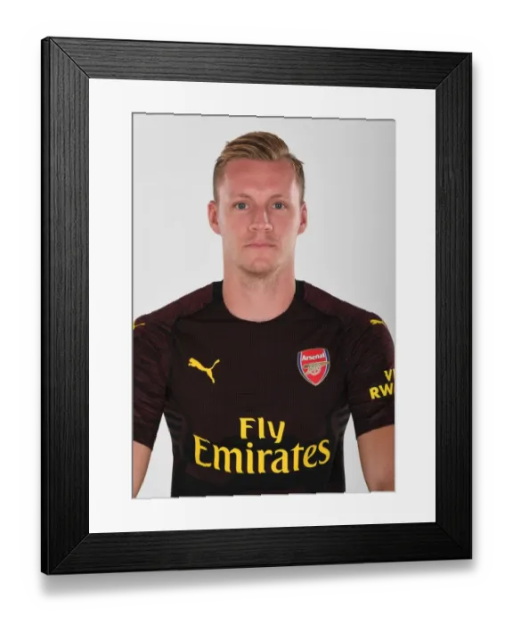 Framed Print : Arsenal FC: 2018 / 19 First Team - Bernd Leno