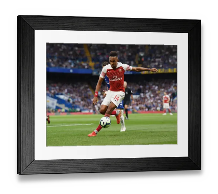 Framed Print : Pierre-Emerick Aubameyang in Action: Chelsea vs Arsenal, Premier League 2018-19 Framed Print : Pierre-Emerick Aubameyang in Action: Chelsea vs Arsenal, Premier League 2018-19