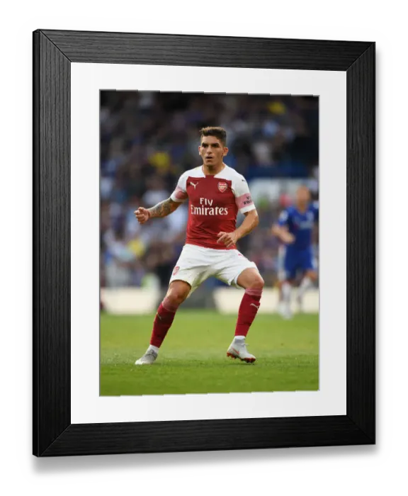 Framed Print : Torreira in Action: Chelsea vs. Arsenal Premier League Clash (2018-19) Framed Print : Torreira in Action: Chelsea vs. Arsenal Premier League Clash (2018-19)