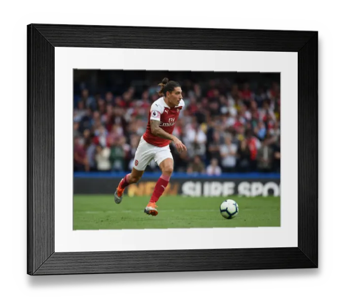 Framed Print : Hector Bellerin in Action: Arsenal vs. Chelsea (2018-19) Framed Print : Hector Bellerin in Action: Arsenal vs. Chelsea (2018-19)